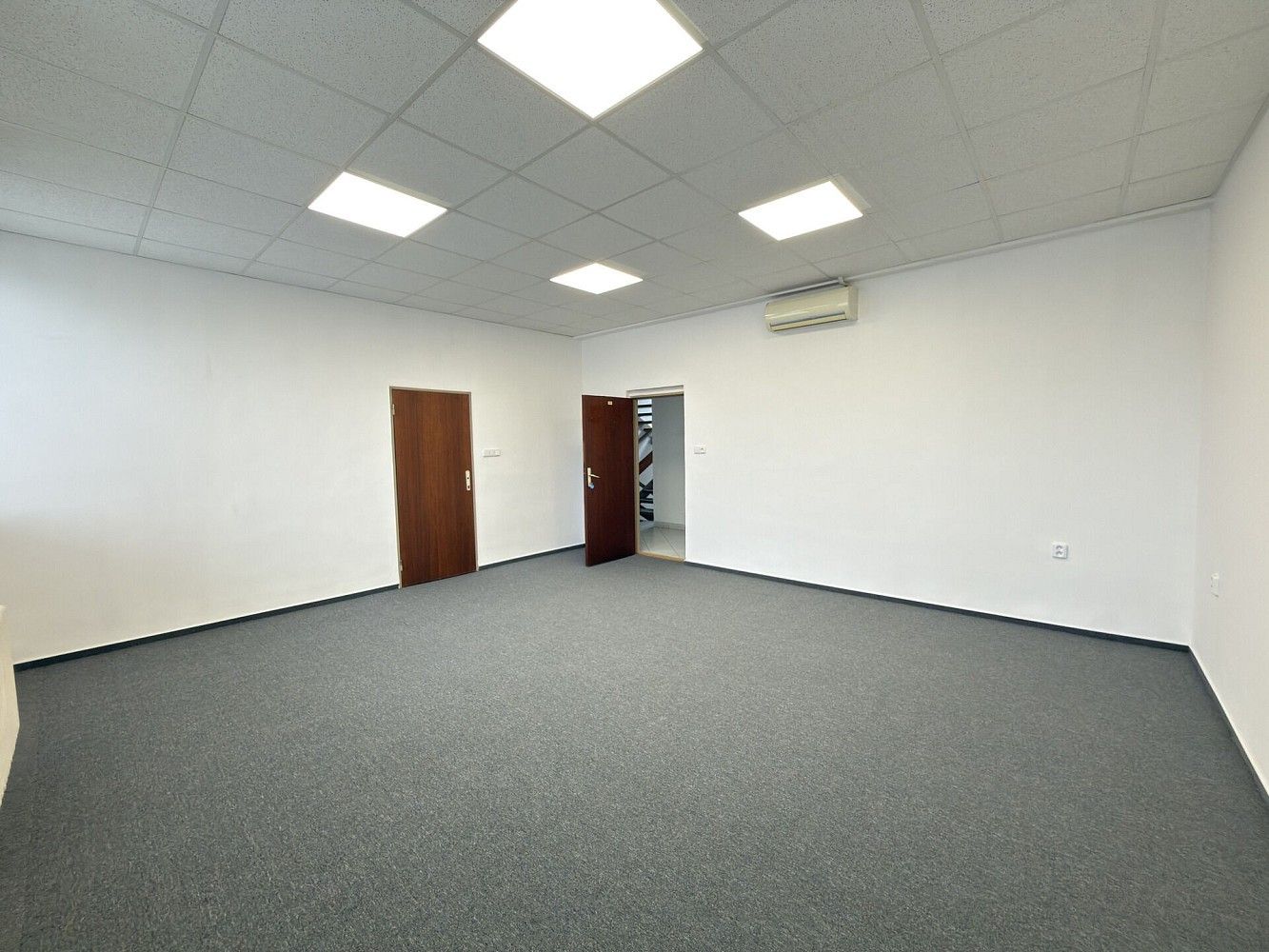 Kancelář · 29 m² · Ostrava - Moravská Ostrava, okres Ostrava-město, Moravskoslezský kraj - 3