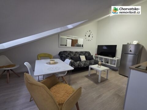 Prodej byt - 987 66, Zahraničí