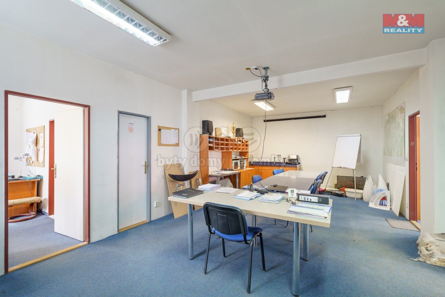 Prodej kancelář - Sokolovská, Karlovy Vary, 2 100 m²