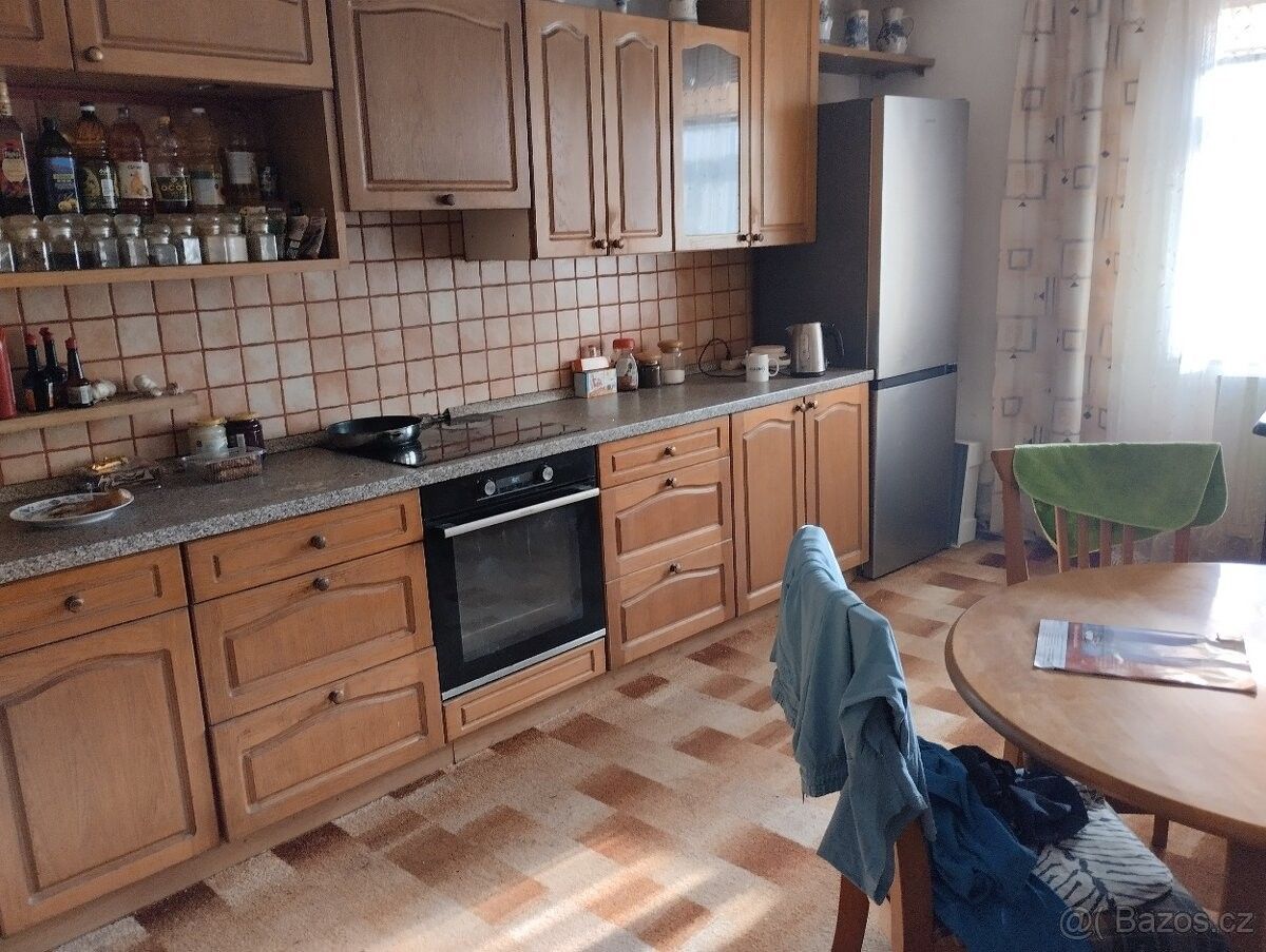 Prodej rodinný dům - Pozdeň, 273 76