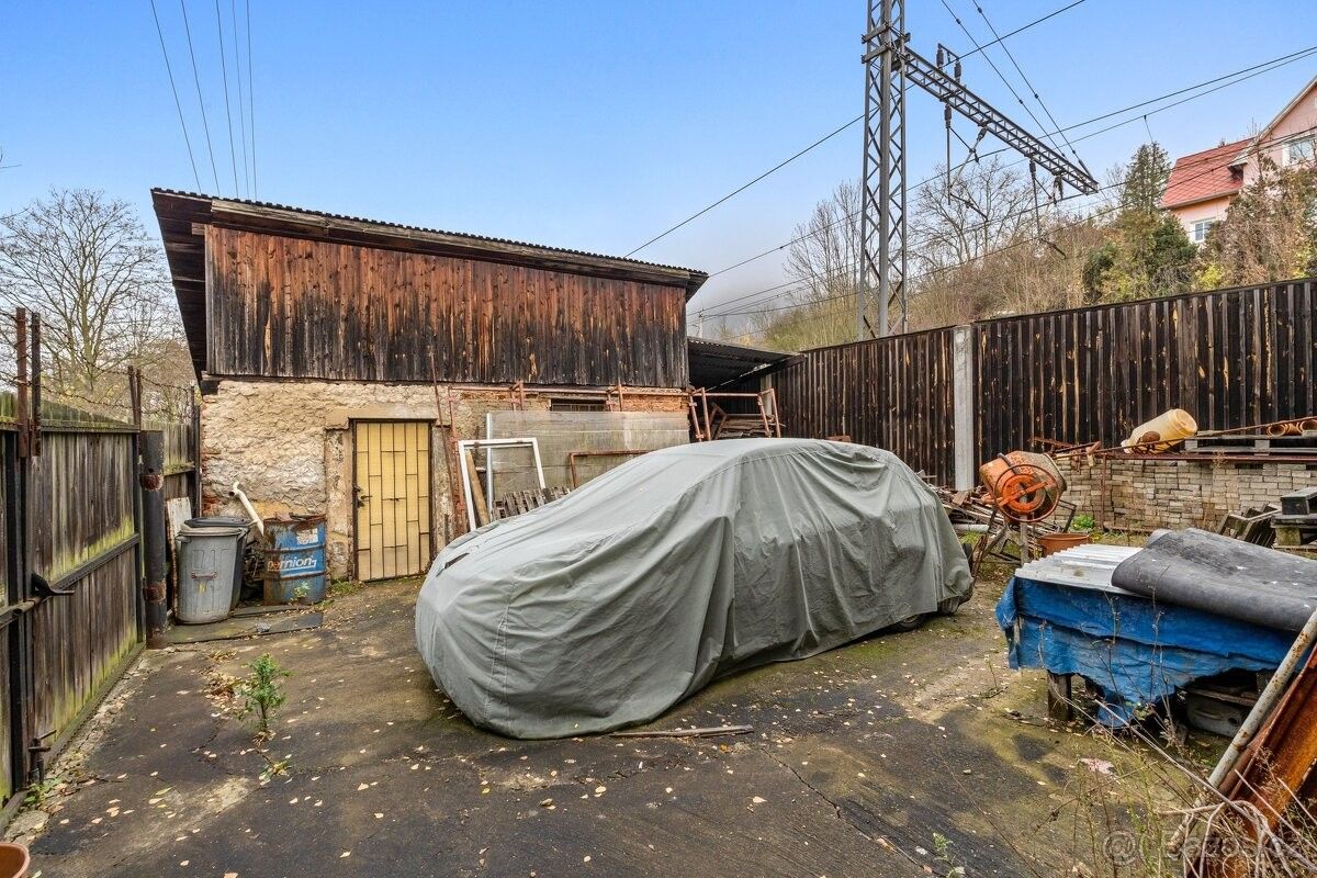 Prodej rodinný dům - Povrly, 403 32