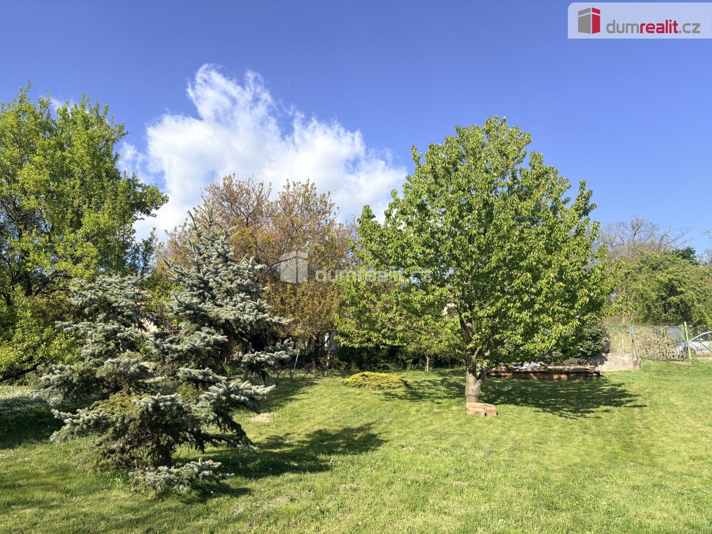 Prodej zahrada - Bezručova, Mikulov, 888 m² - 1