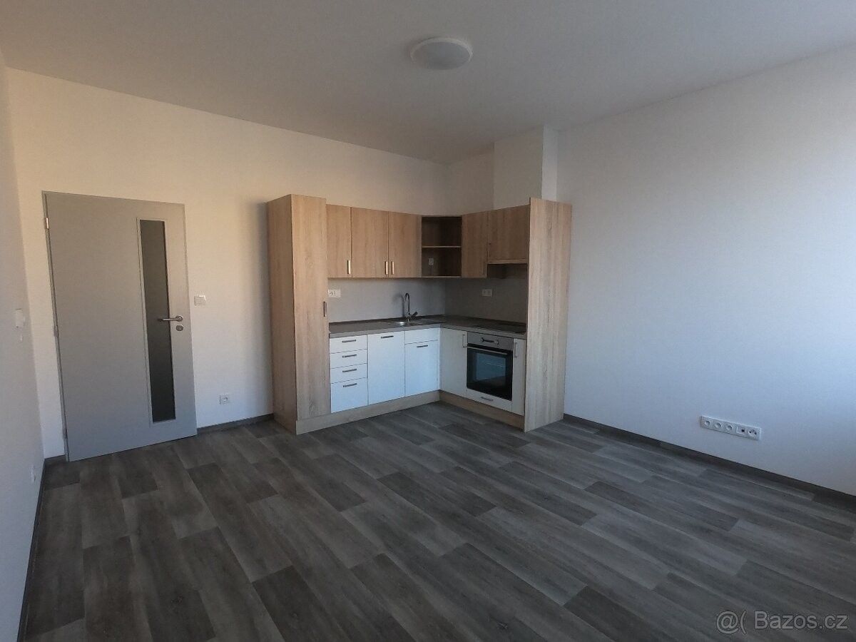 Byty, Bernartice, 541 01