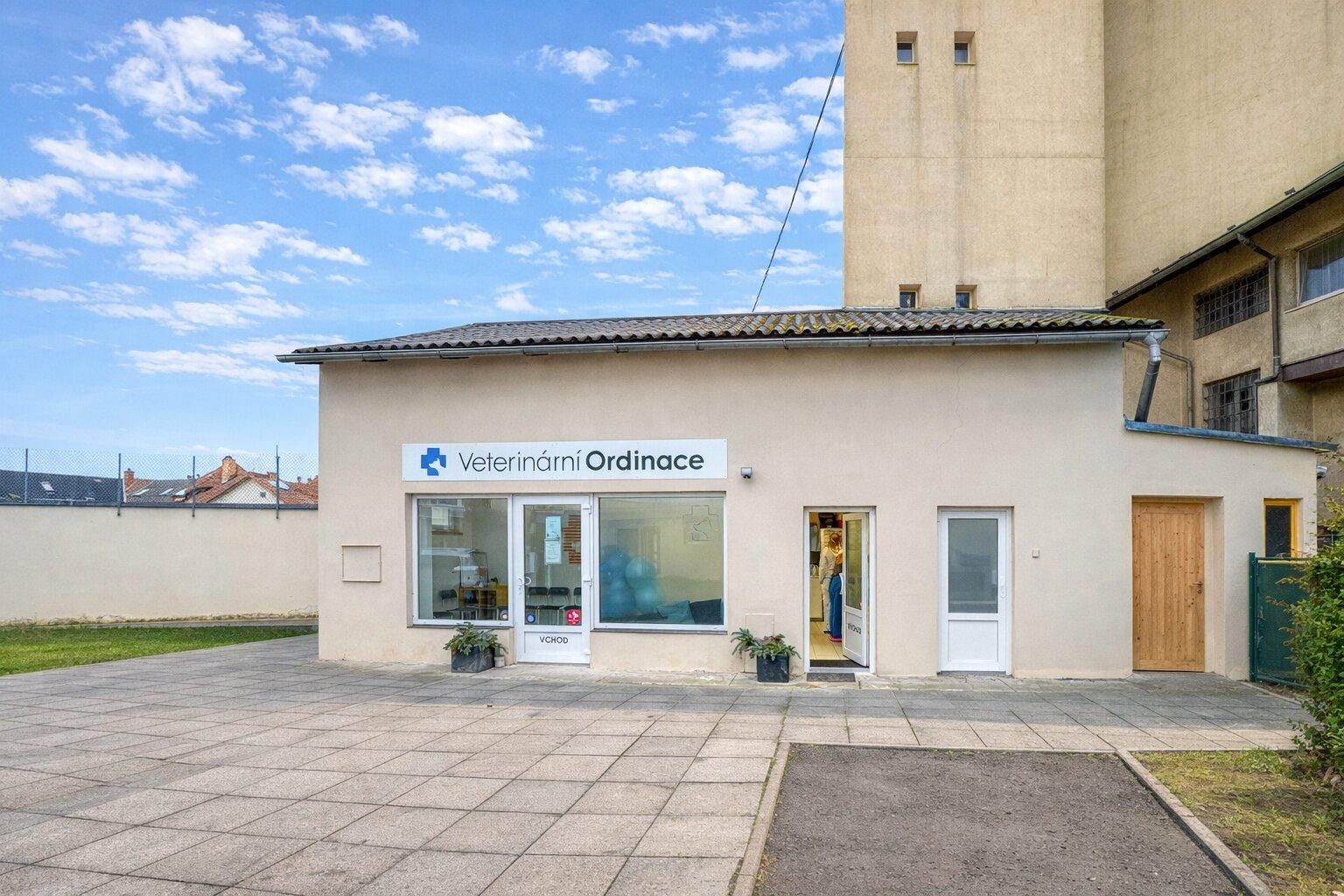 Pronájem ostatní - Masarykovo náměstí 243, Mnichovo Hradiště, 57 m²