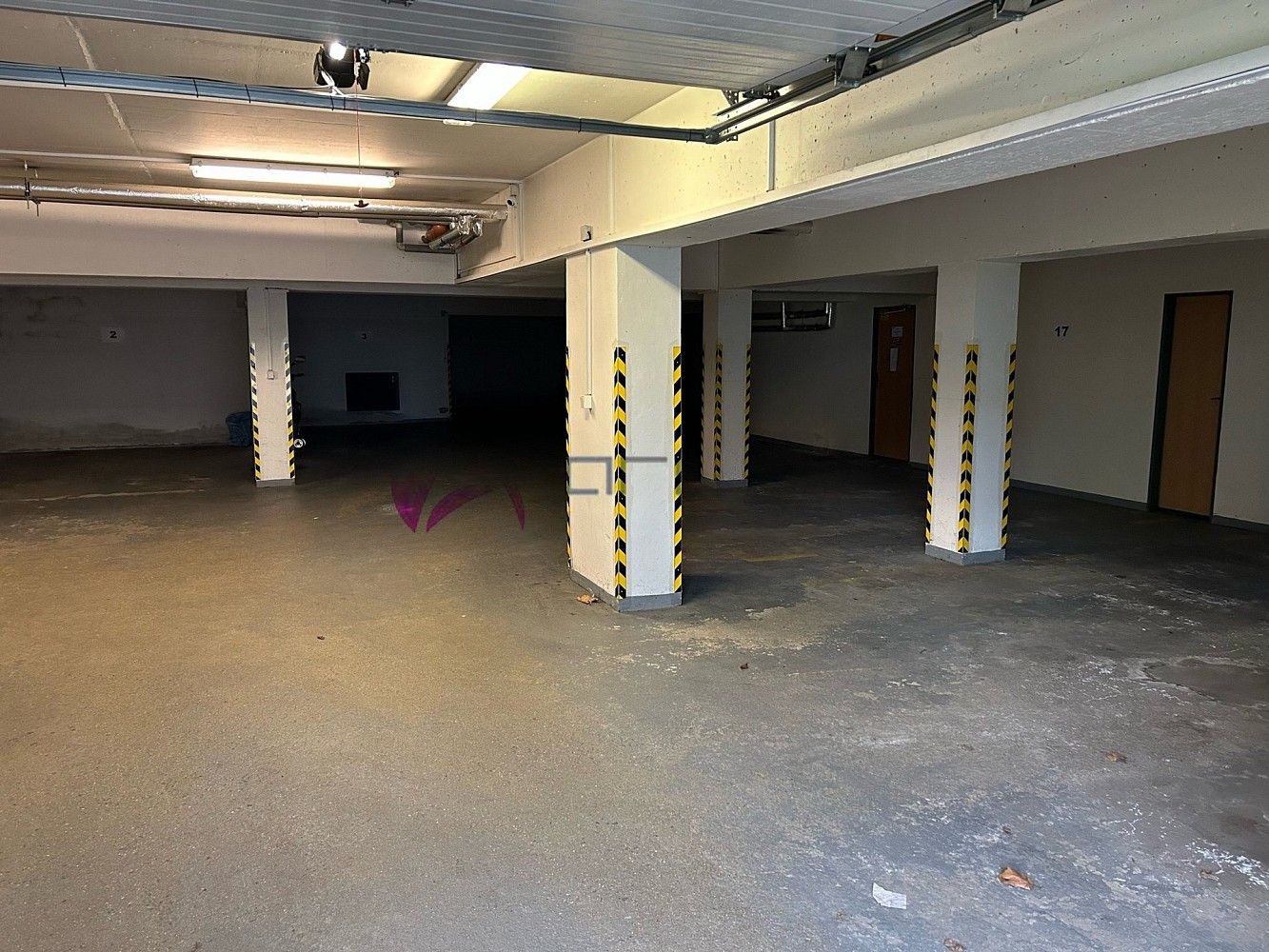 Pronájem ostatní - Olomouc - Slavonín, Olomoucký kraj, 15 m² - 1