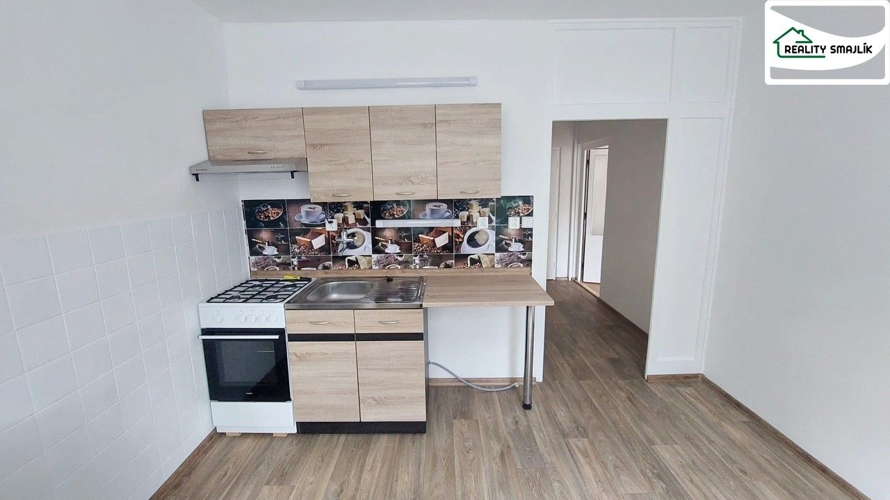 Pronájem byt 1+1 - Šeříková, Cheb, 40 m²