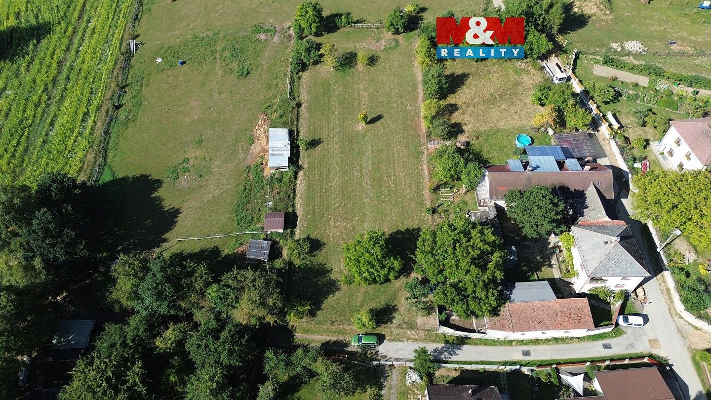 Zahrada, 2 365 m²
