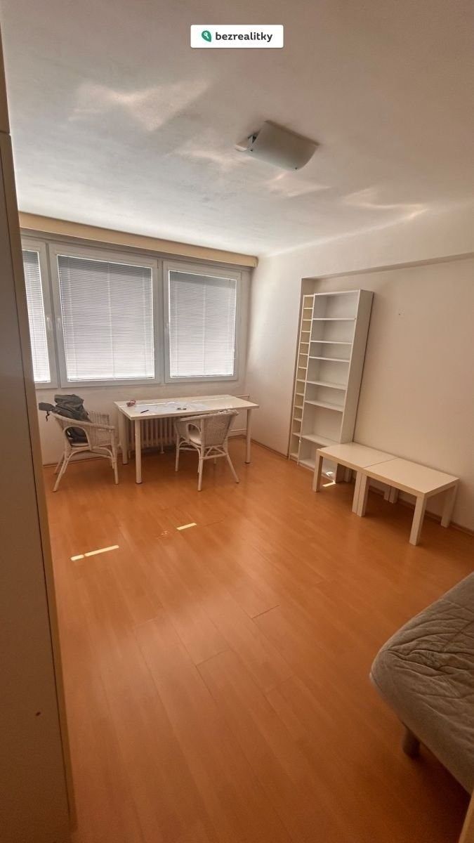 1+1, Vokovická, Praha, 25 m²