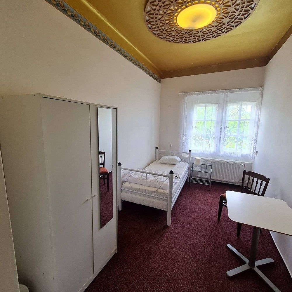 Byty, náměstí Borise Němcova, Praha 6 - Bubeneč, 12 m² - 1