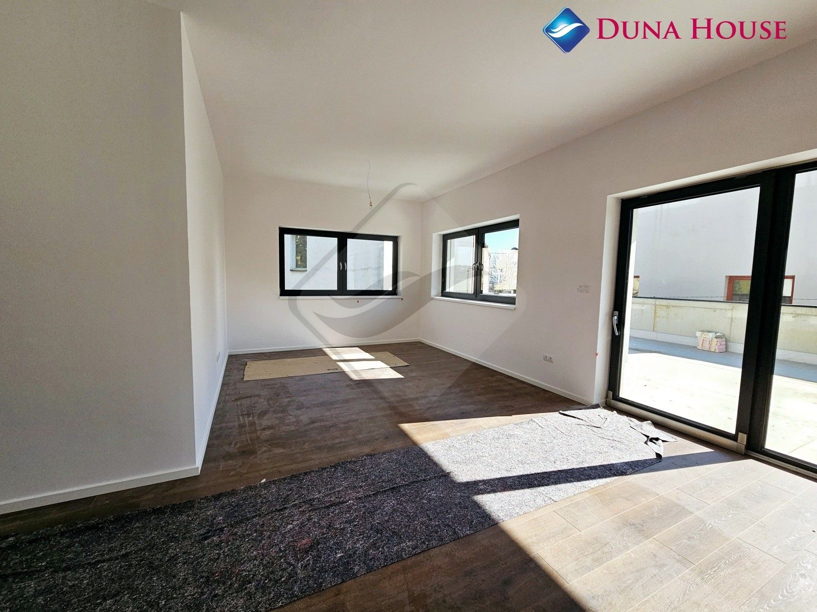 3+kk, Spojovací, Praha, 87 m² - 1