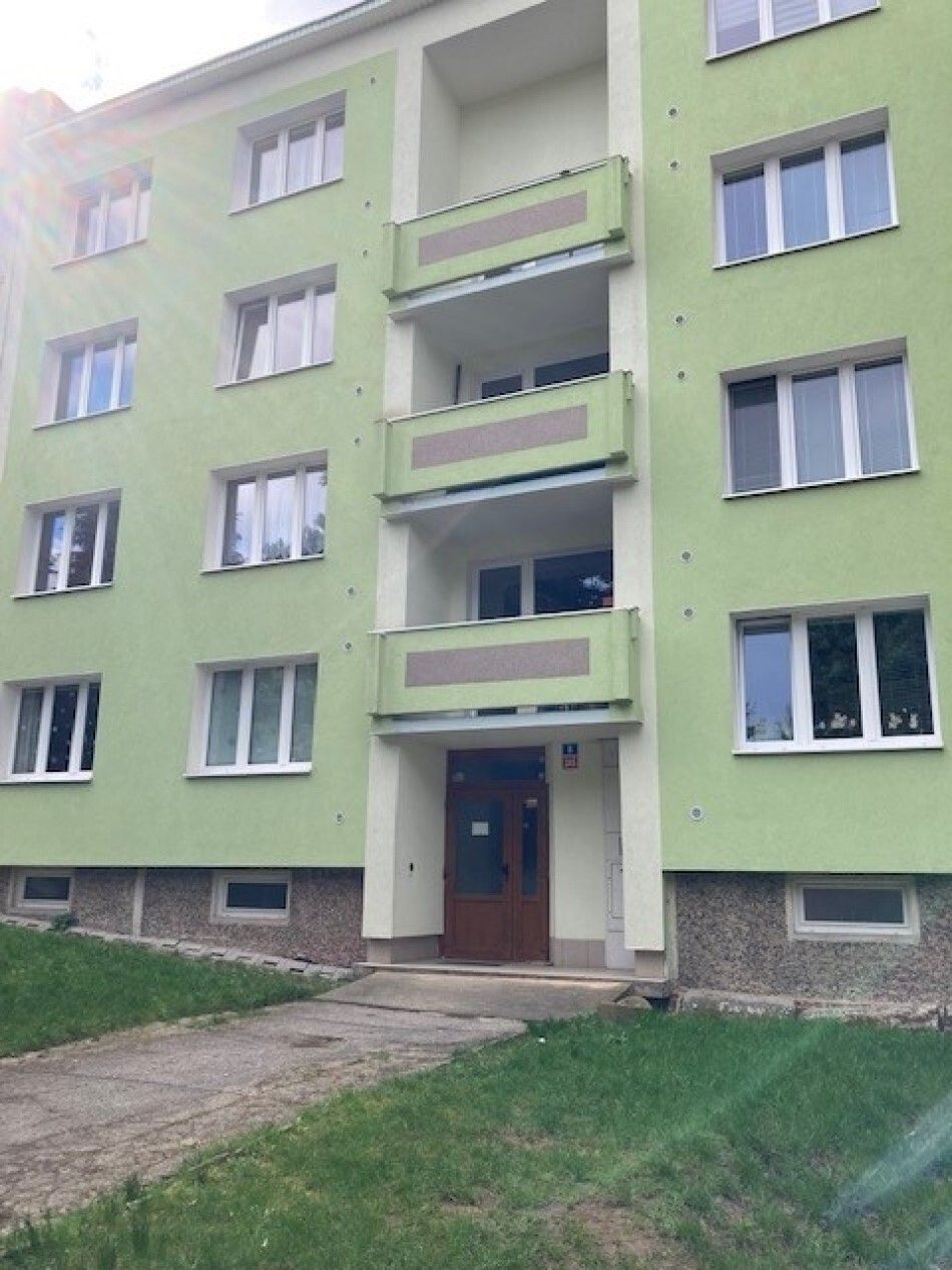 Prodej byt 2+1 - Na Výsluní, Dalovice, 55 m²
