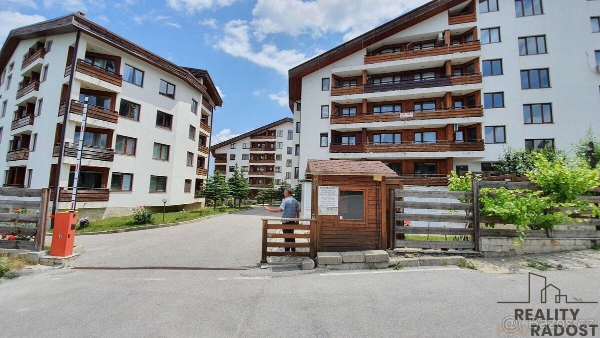 Prodej byt - 987 66, Zahraničí