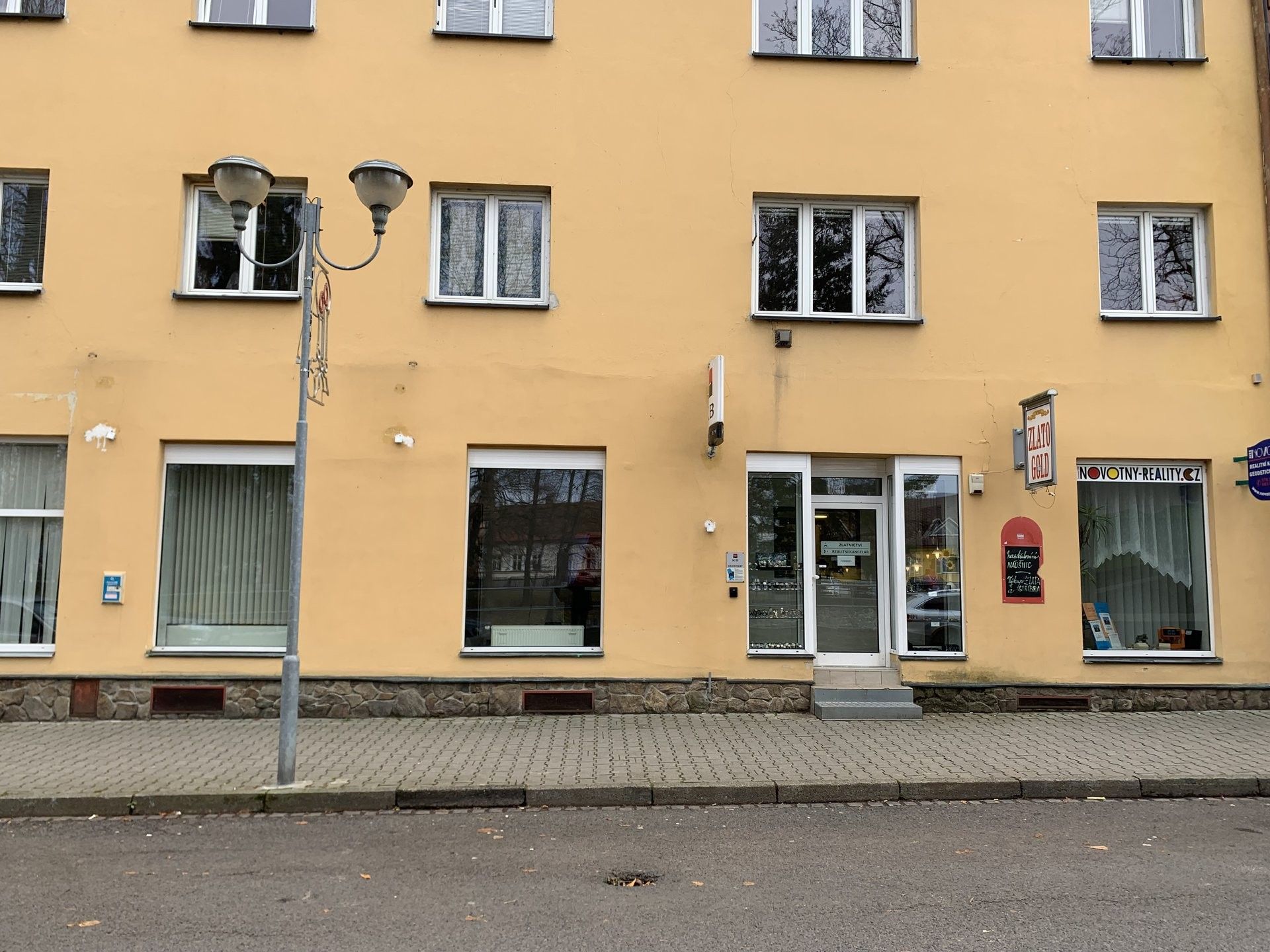 Obchodní prostory, Nýrsko, 68 m²