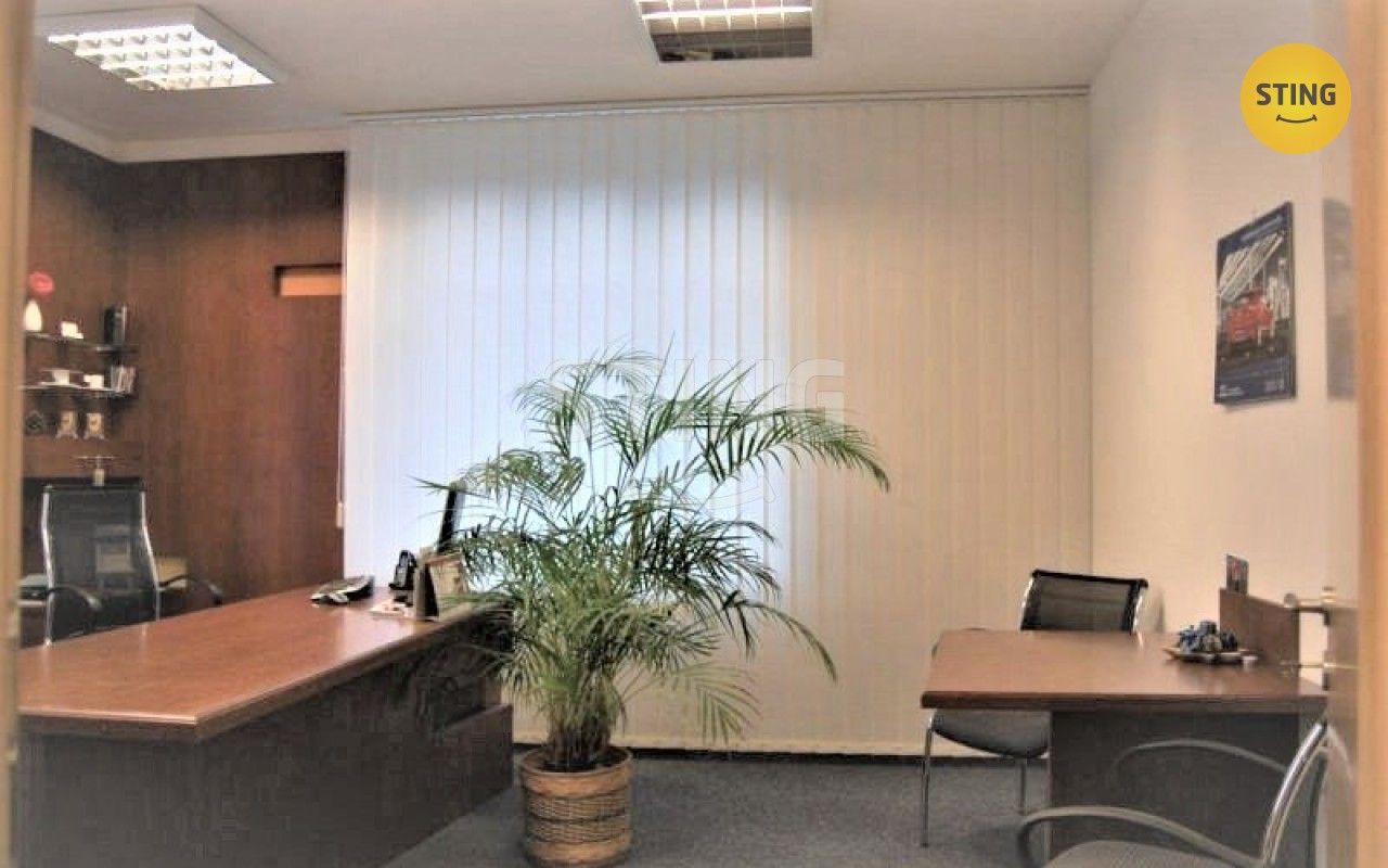 Pronájem kancelář - Vrázova, Ostrava, 100 m²