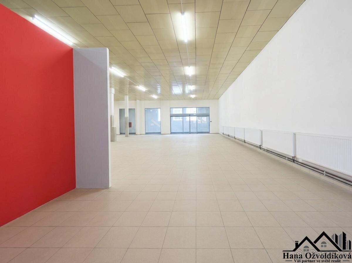 Obchodní prostory · Boskovice, 680 01 - 4