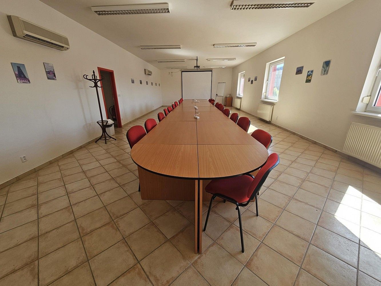 Pronájem kancelář - České Budějovice - České Budějovice 4, Jihočeský kraj, 350 m² - 5