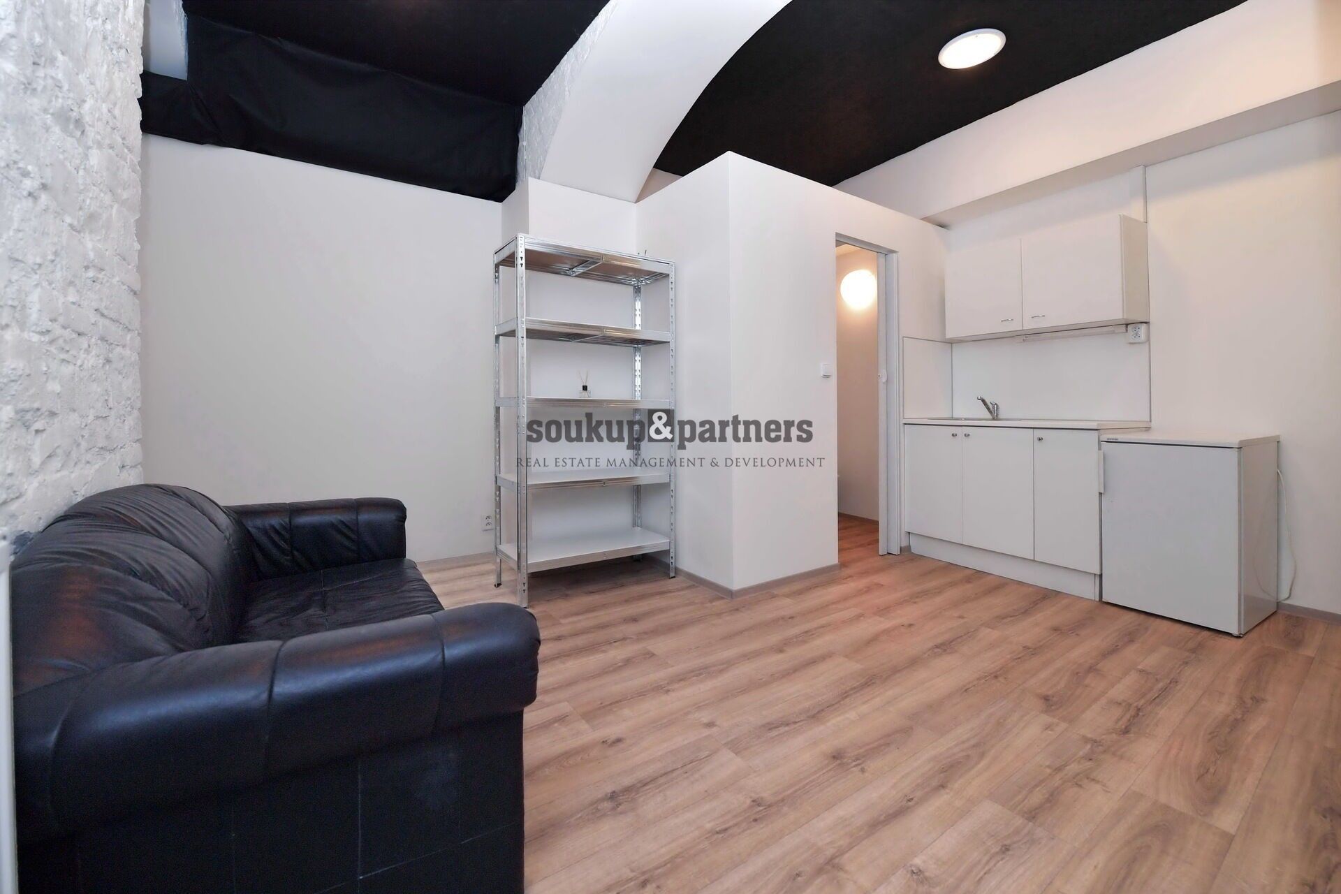 Prodej byt 1+kk - Zenklova, Praha, 19 m²