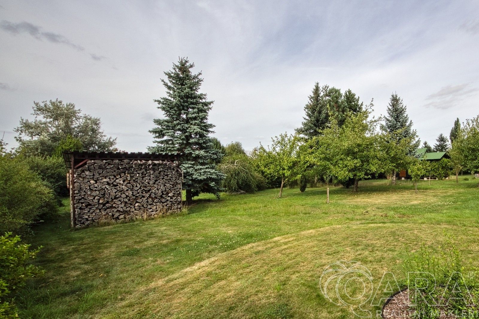 Prodej pozemek pro bydlení - Libeř, 1 m²