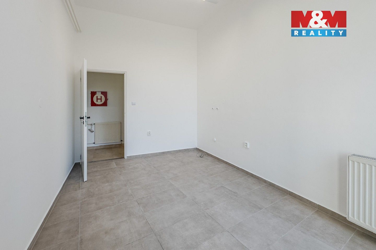 Pronájem obchodní prostory - Orlová - Lutyně, okres Karviná, Moravskoslezský kraj, 28 m² - 5
