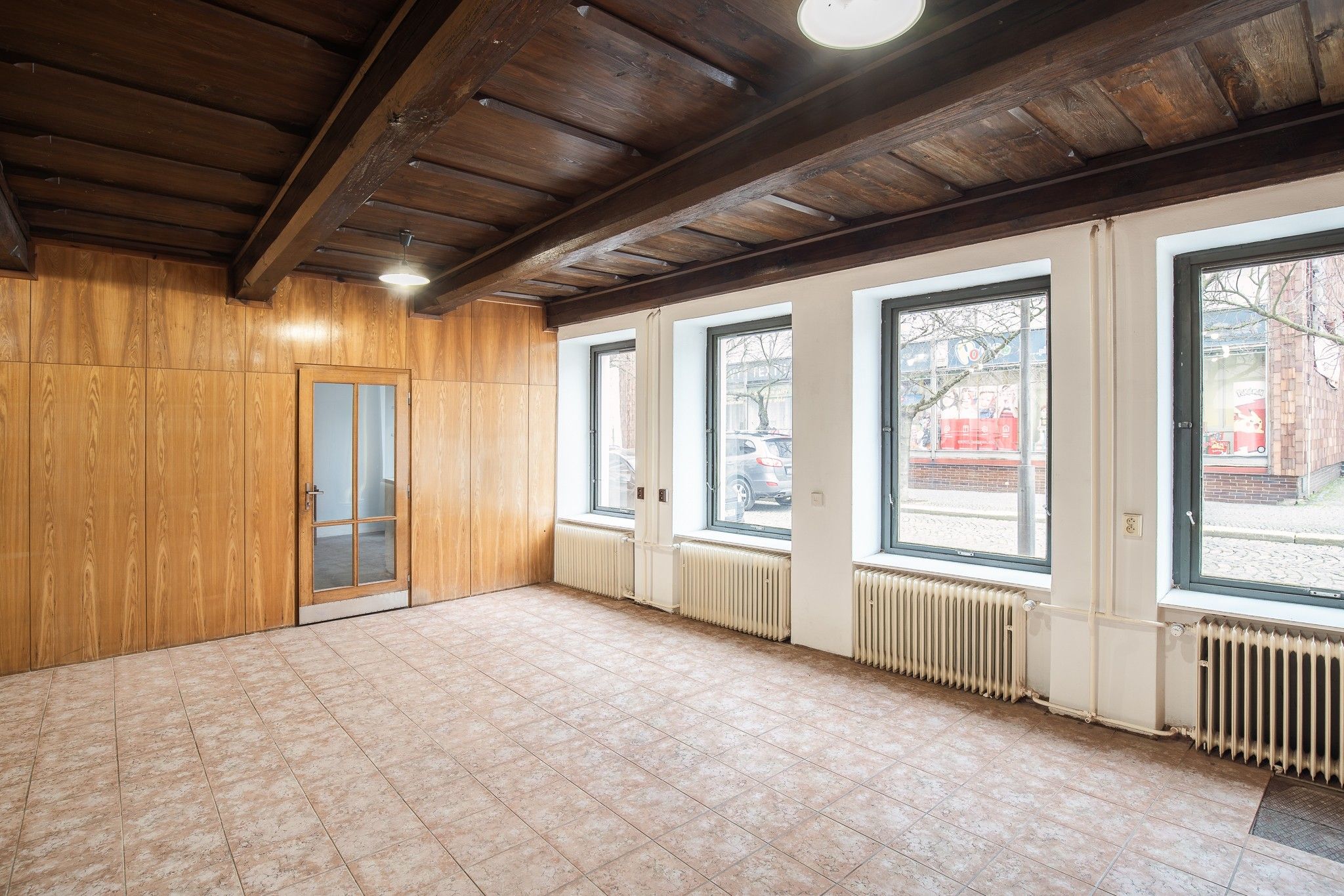 Pronájem obchodní prostory - Palackého, Pelhřimov, 113 m²