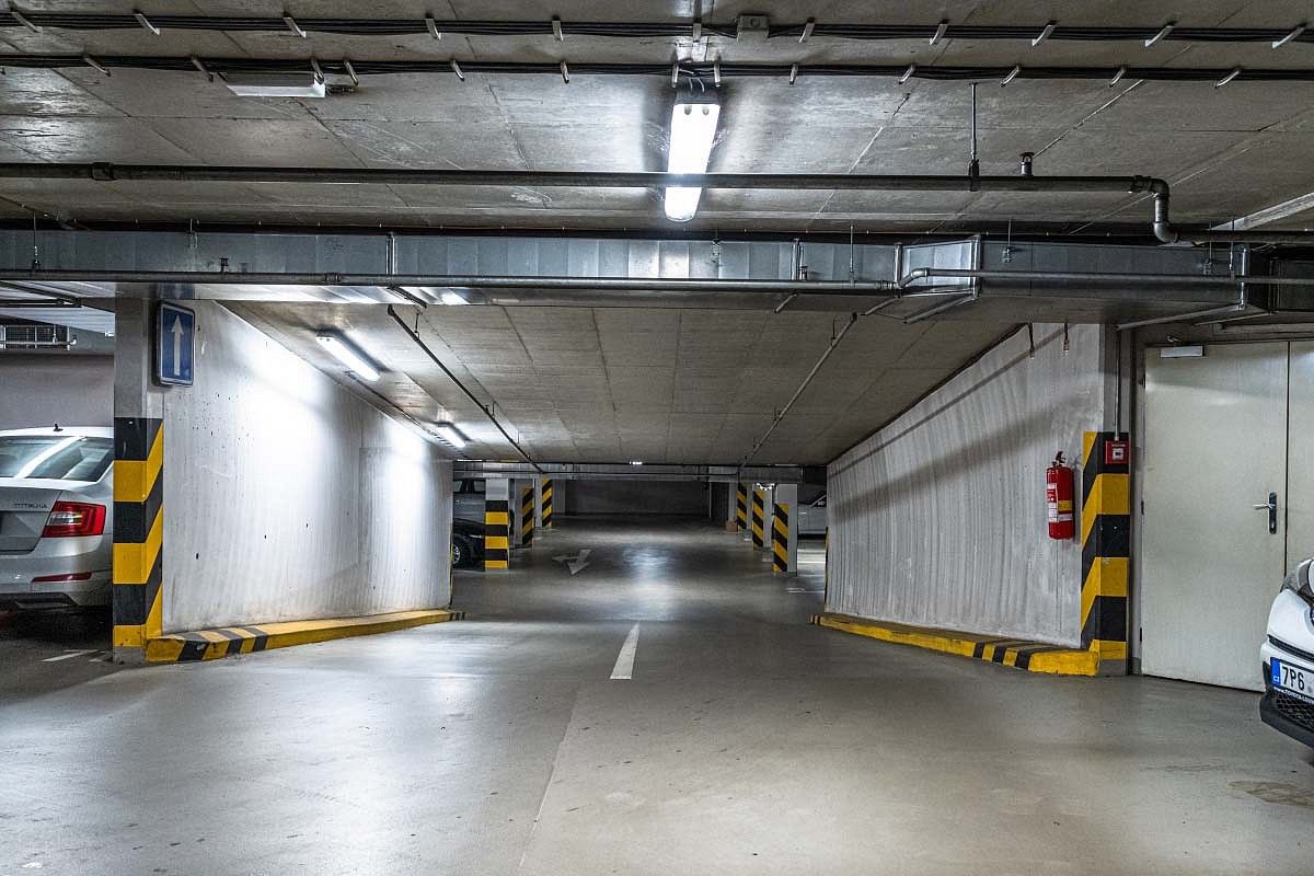 Nemovitost · 15 m² · Praha - Stodůlky, okres Praha 13, Hlavní město Praha - 4