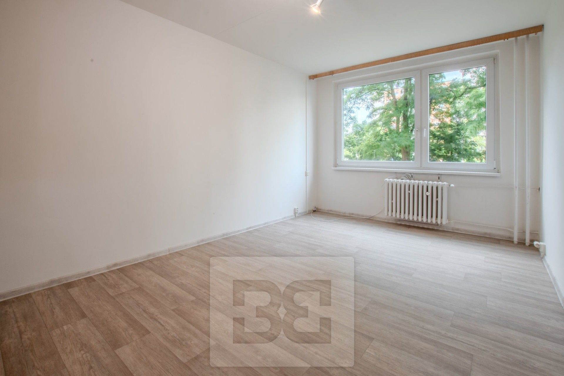 Prodej byt 2+kk - Bazovského, Praha, 44 m²