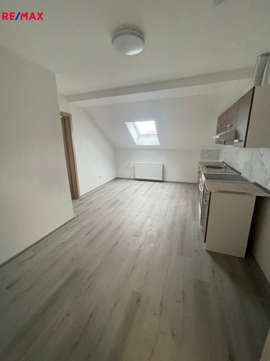 Pronájem byt 2+kk - Oldřichov, Jeníkov, 45 m²