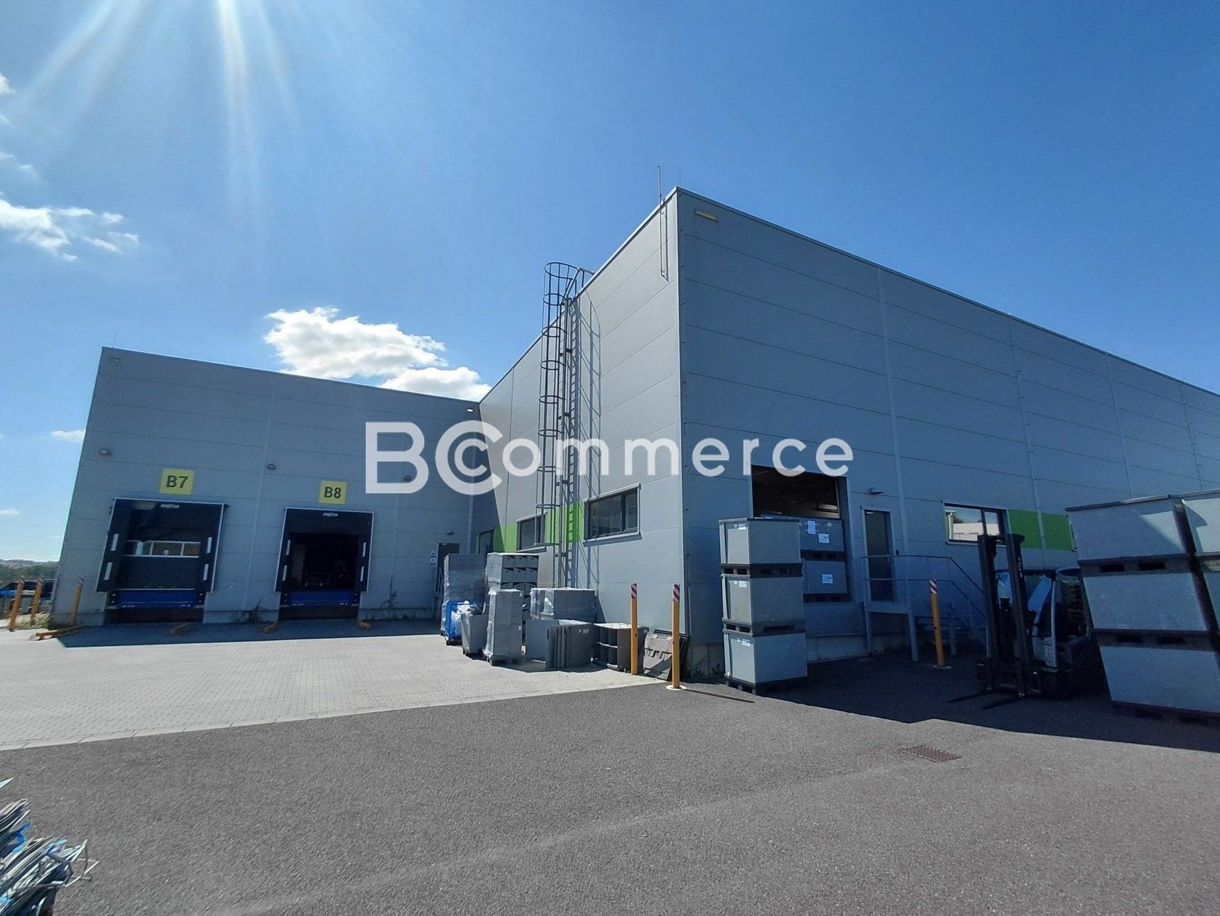 Pronájem sklad - Znojmo, 4 204 m² - 5