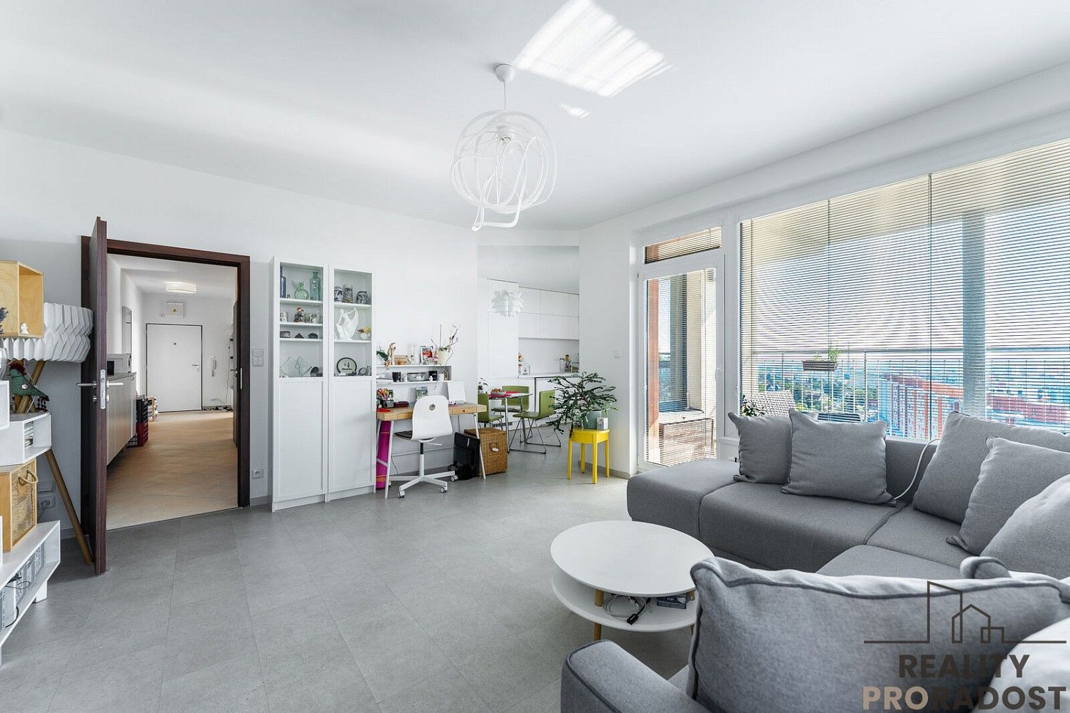 Byt 3+kk · 80 m² · Praha - Horní Měcholupy, okres Praha 15, Hlavní město Praha - 4