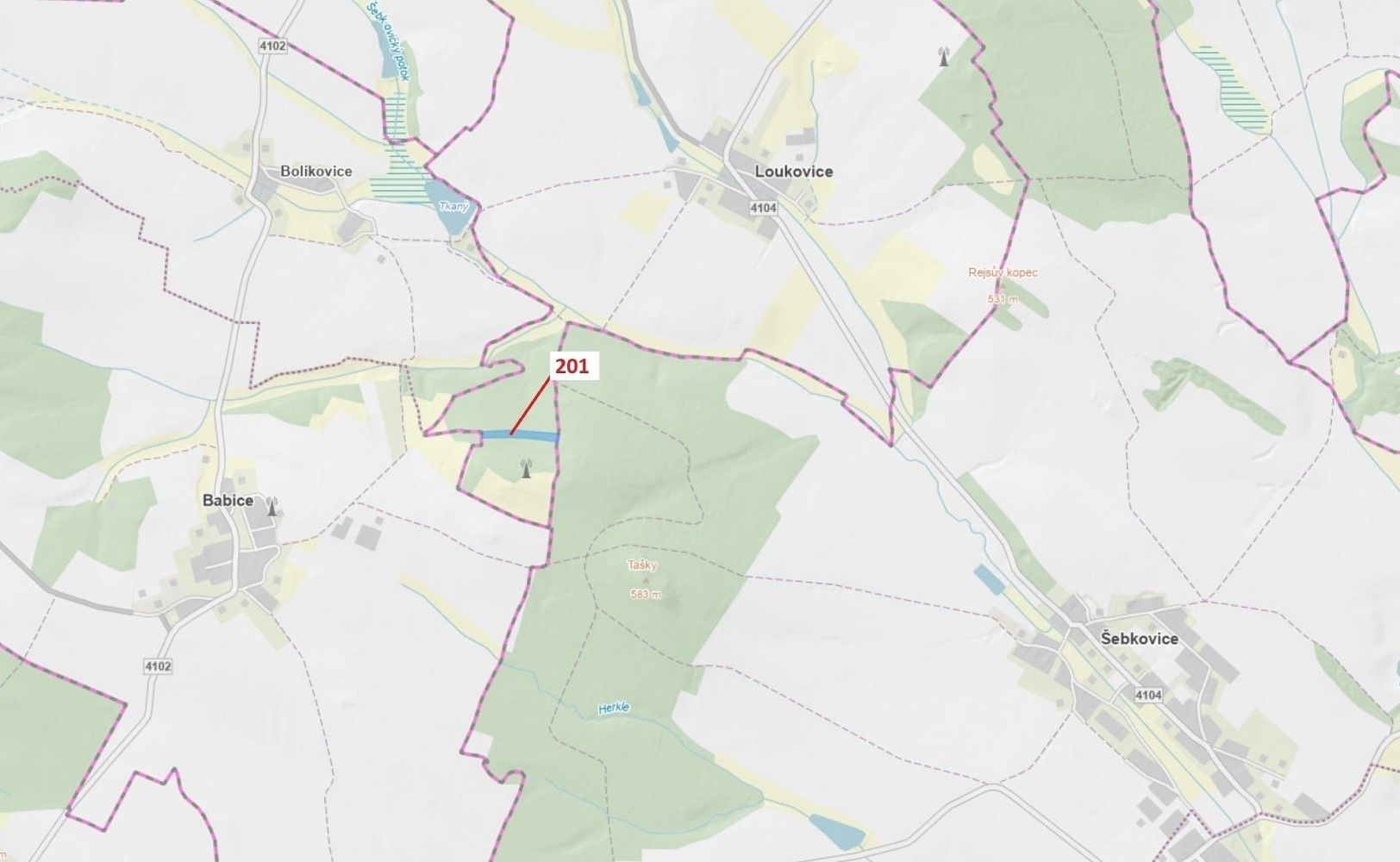 Les, 7 796 m²