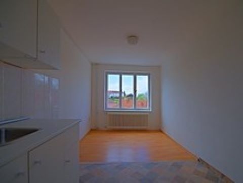Byty, Lipovec u Blanska, 679 15