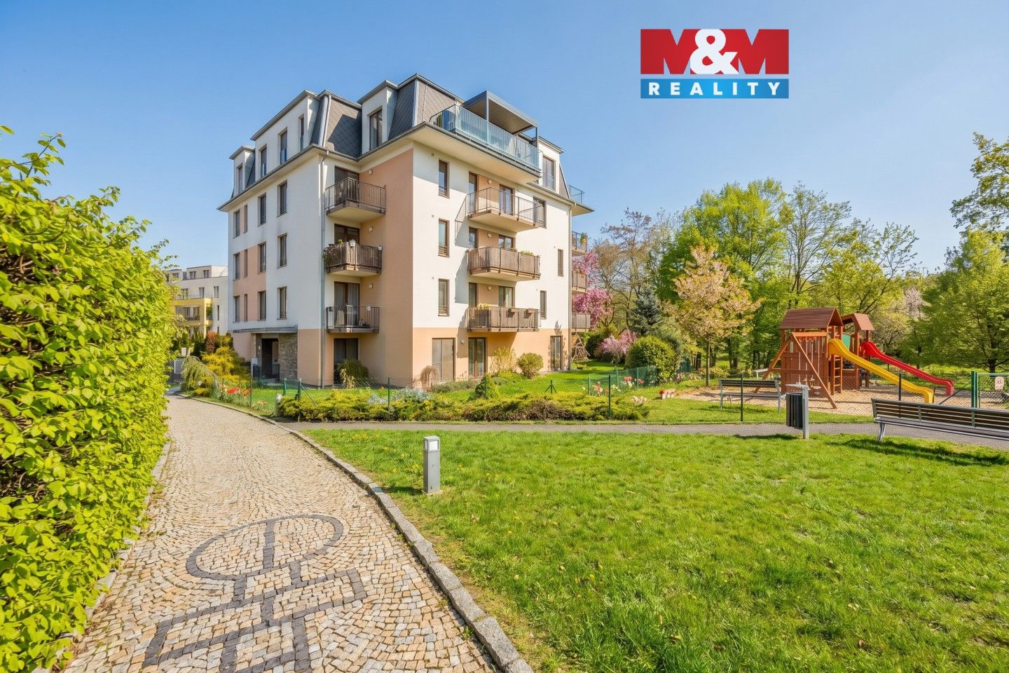 3+kk, Nademlejnská, Praha, 75 m² - 1