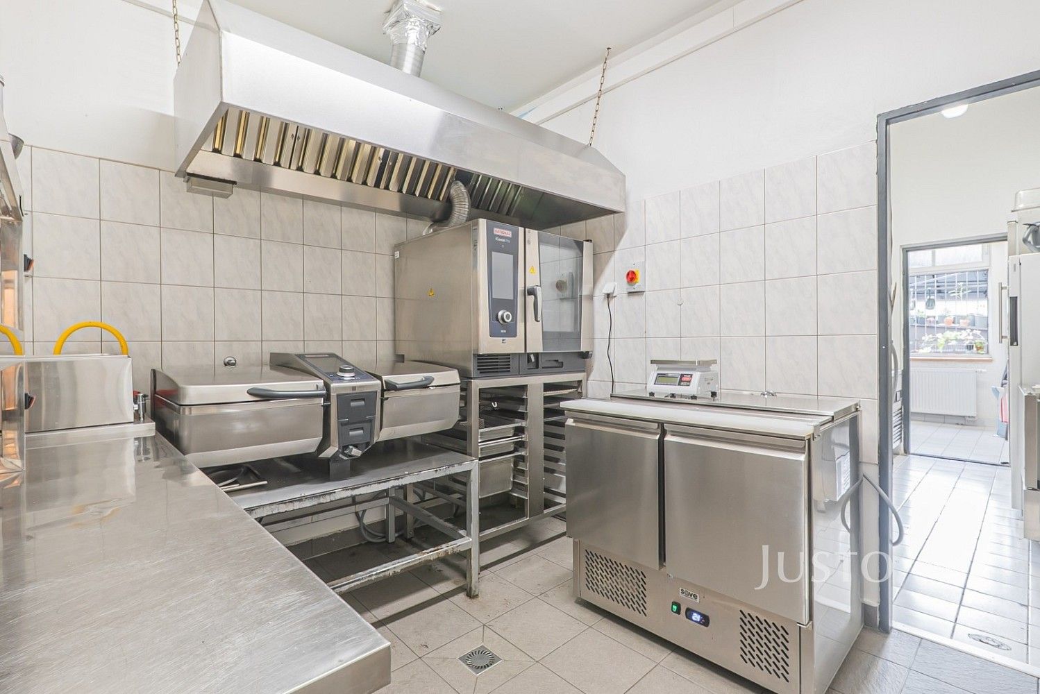 Restaurace · 133 m² · Čs. armády, Praha 6 - Bubeneč - 4