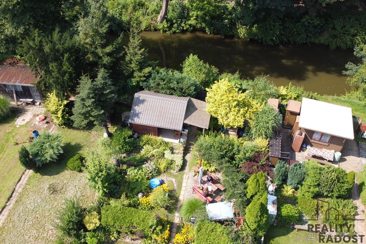 Zahrady, Moravský Krumlov, 672 01