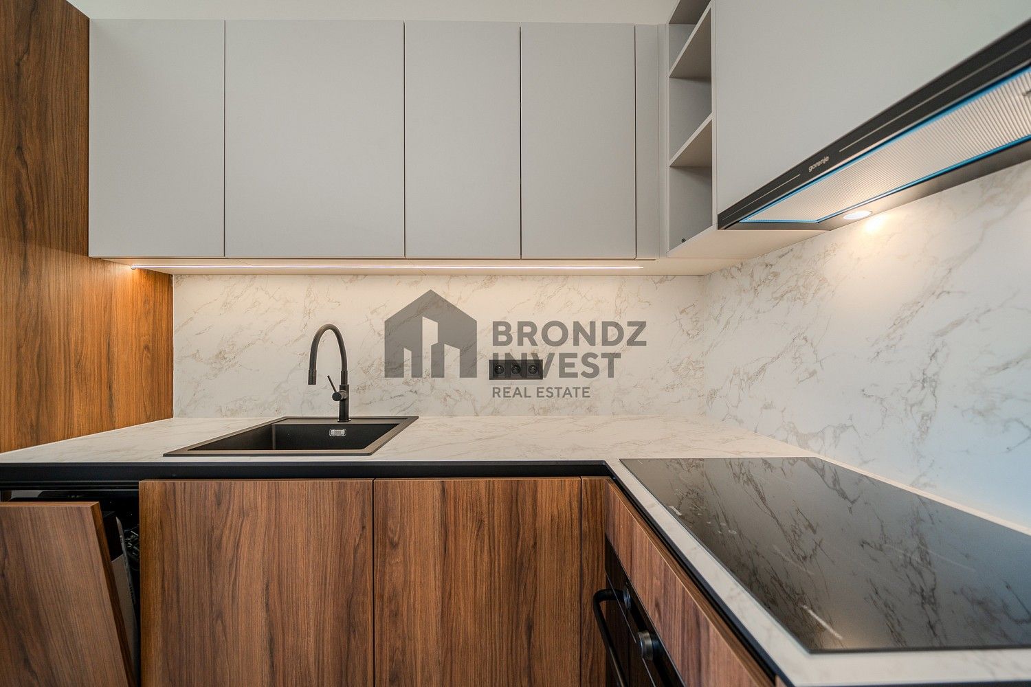 Byt 2+kk · 45 m² · Praha, Hlavní město Praha - 3