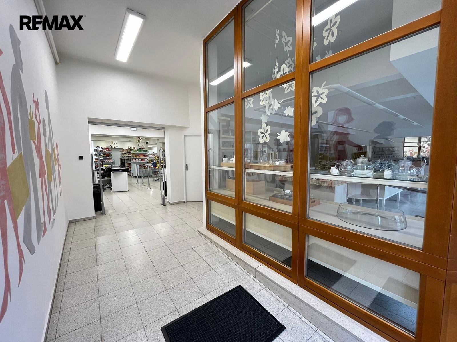 Pronájem obchodní prostory - Dolní náměstí 346, Vsetín, 224 m² - 5