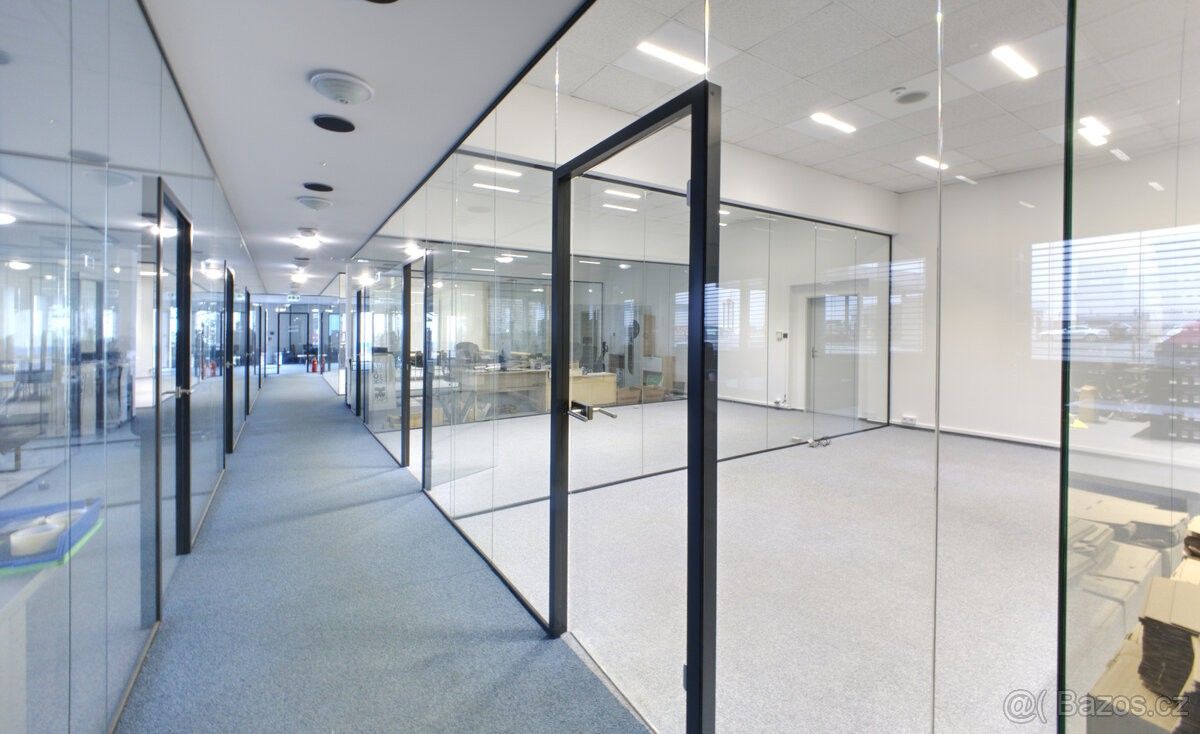 Pronájem kancelář - Plzeň, 321 00