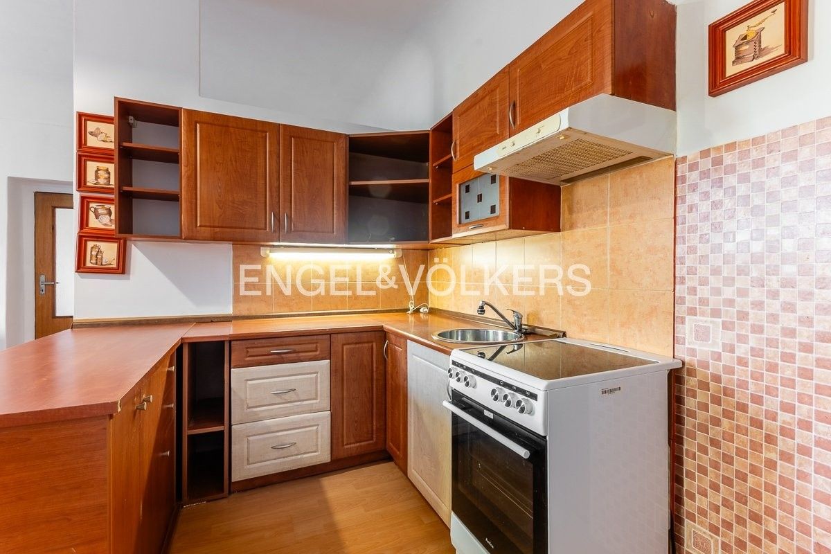 Pronájem byt 2+kk - Smetanovy sady, Plzeň, 76 m²