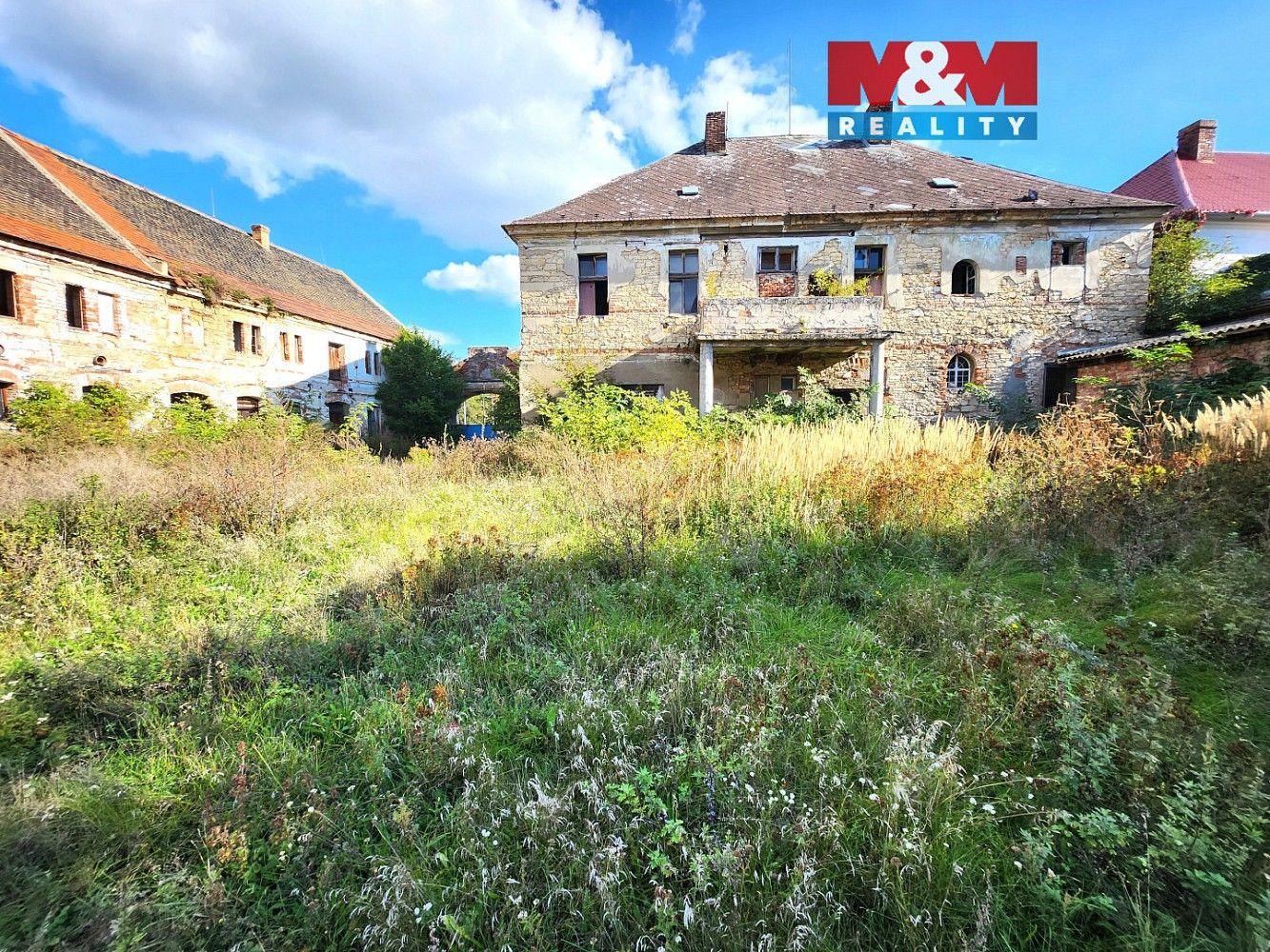 Prodej rodinný dům - Dlouhá, Břvany, okres Louny, 480 m² - 1