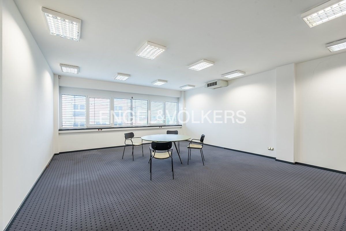 Pronájem kancelář - Nákupní, Jesenice, 46 m²