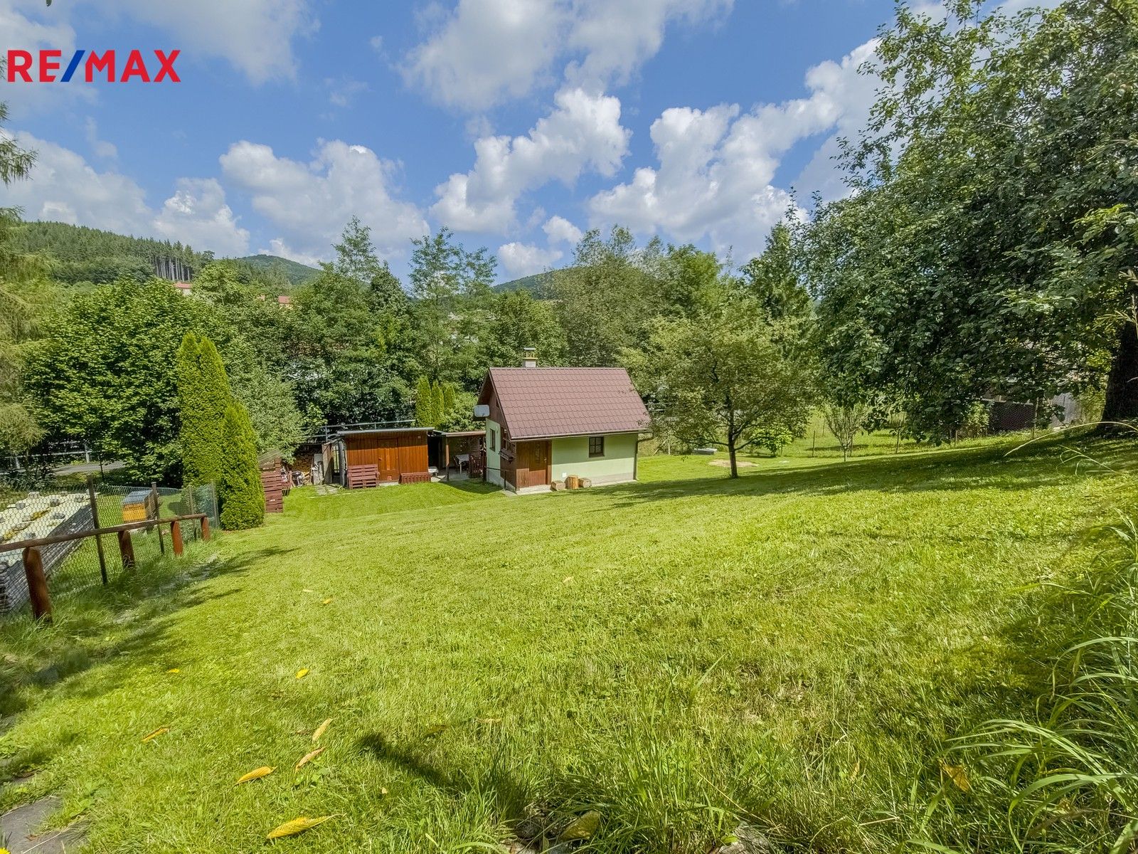 Prodej pozemek pro bydlení - Vsetín, 637 m²