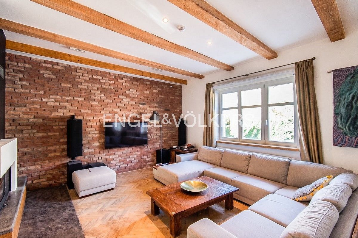 Rodinné domy, Praha - Dejvice, okres Praha 6, Hlavní město Praha, 360 m² - 1