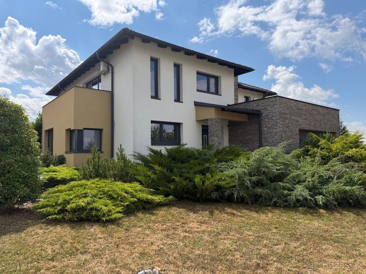 Rodinné domy, 987 66, Zahraničí - 2