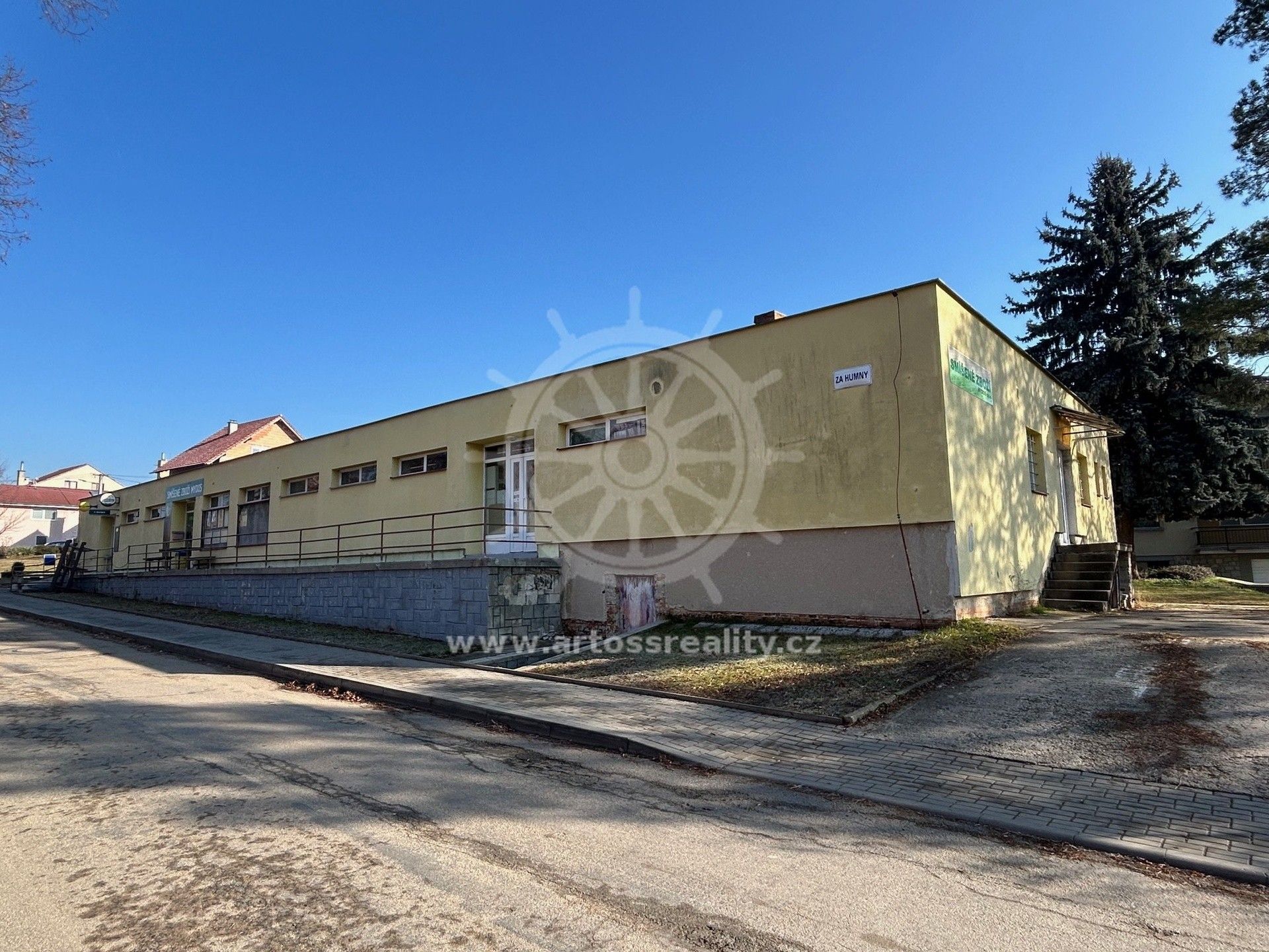 Obchodní prostory, Za humny, Prace, 505 m²