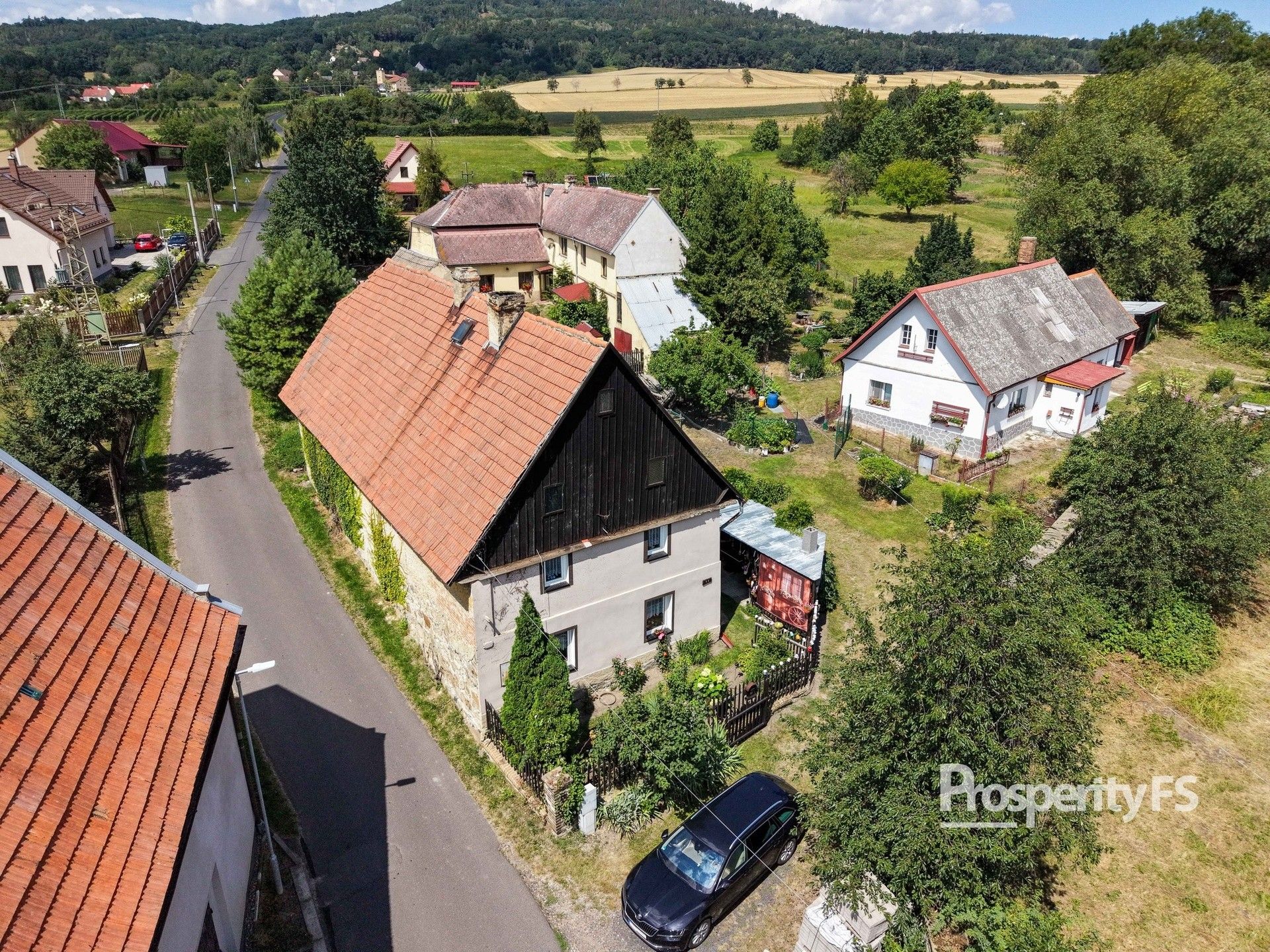 Rodinné domy, Liběšice Dolní Chobolice, 318 m² - 1