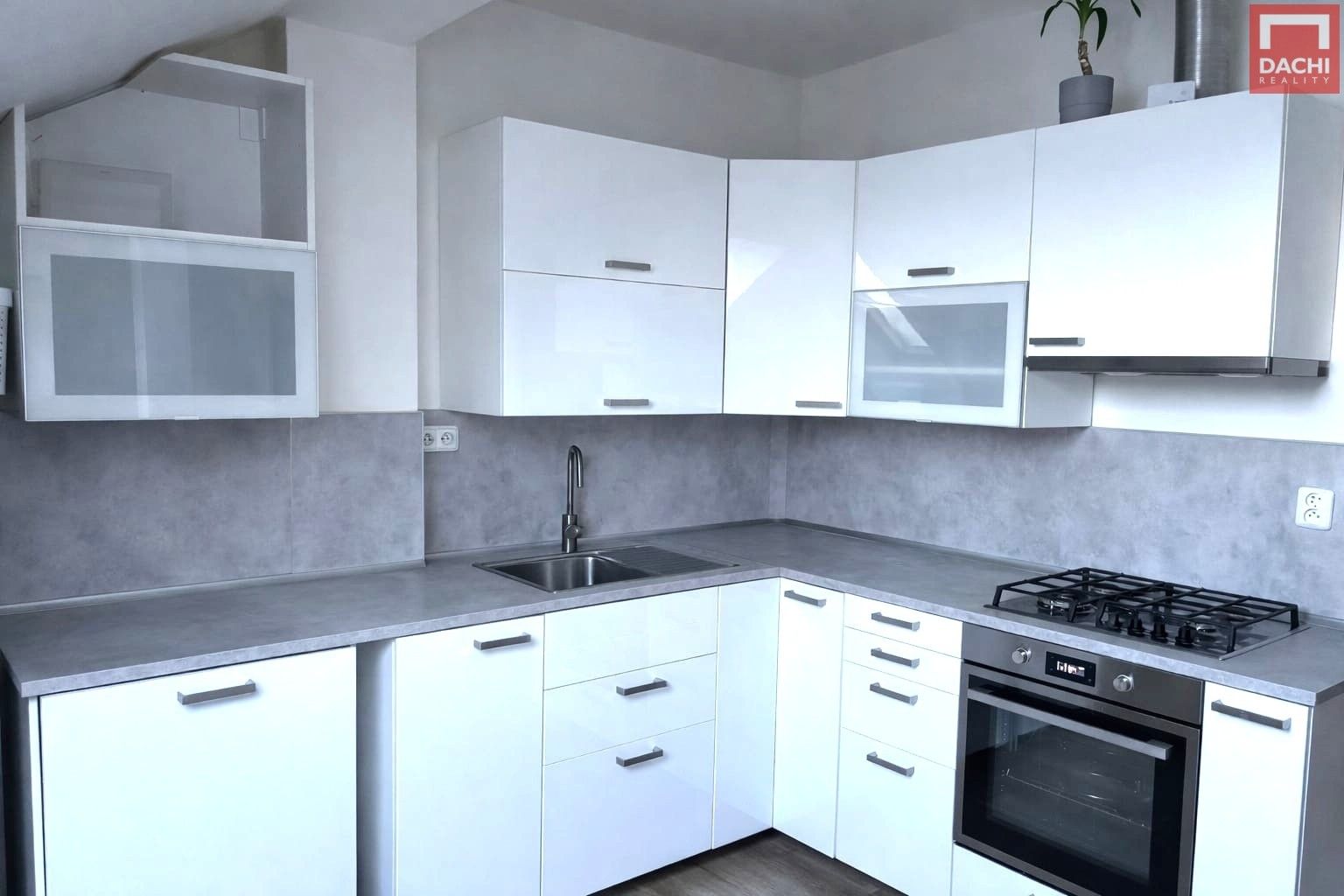 2+1, Na hrázi, Olomouc, 68 m²