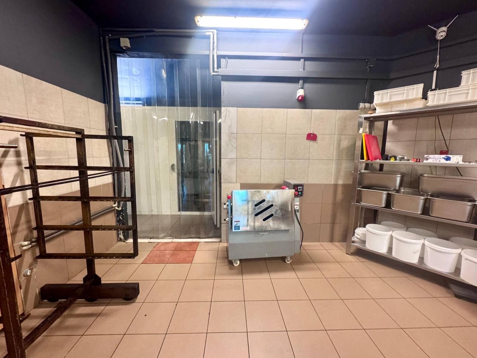 Výrobní prostory, V Plzeňské bráně, Beroun, 150 m² - 1