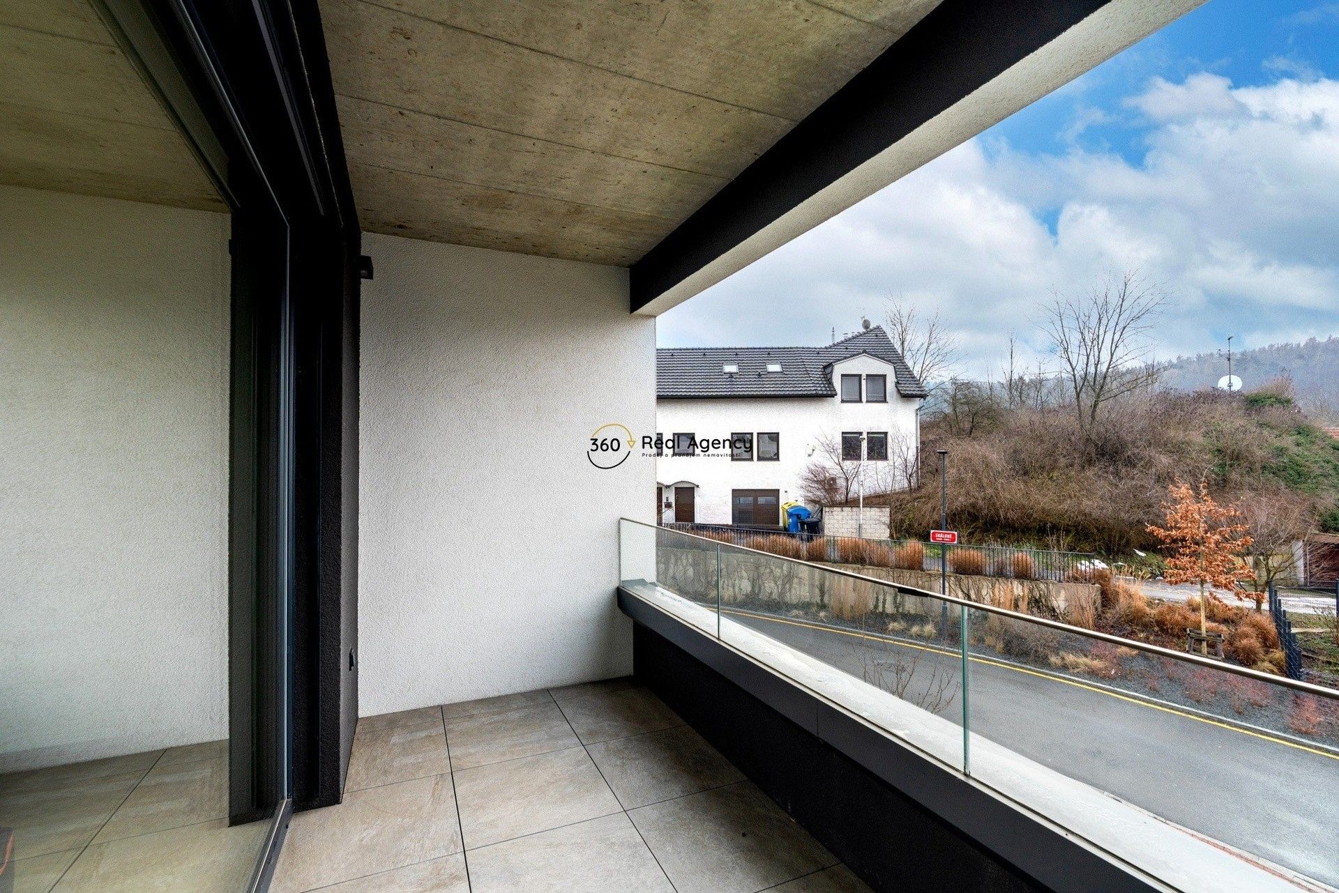 Prodej byt 1+kk - Skálové, Praha, 51 m²