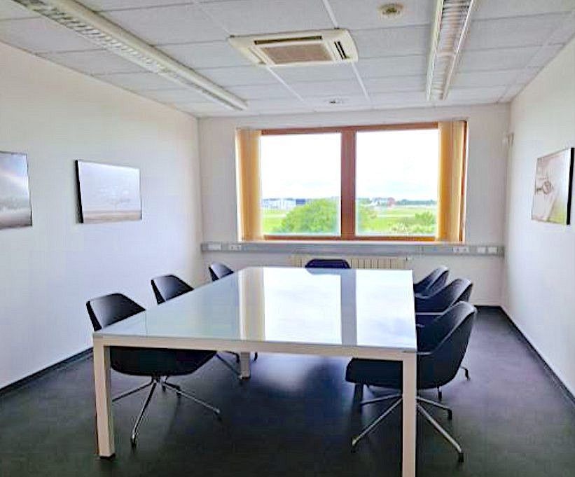 Kancelář · 305 m² · Kněževes - 3