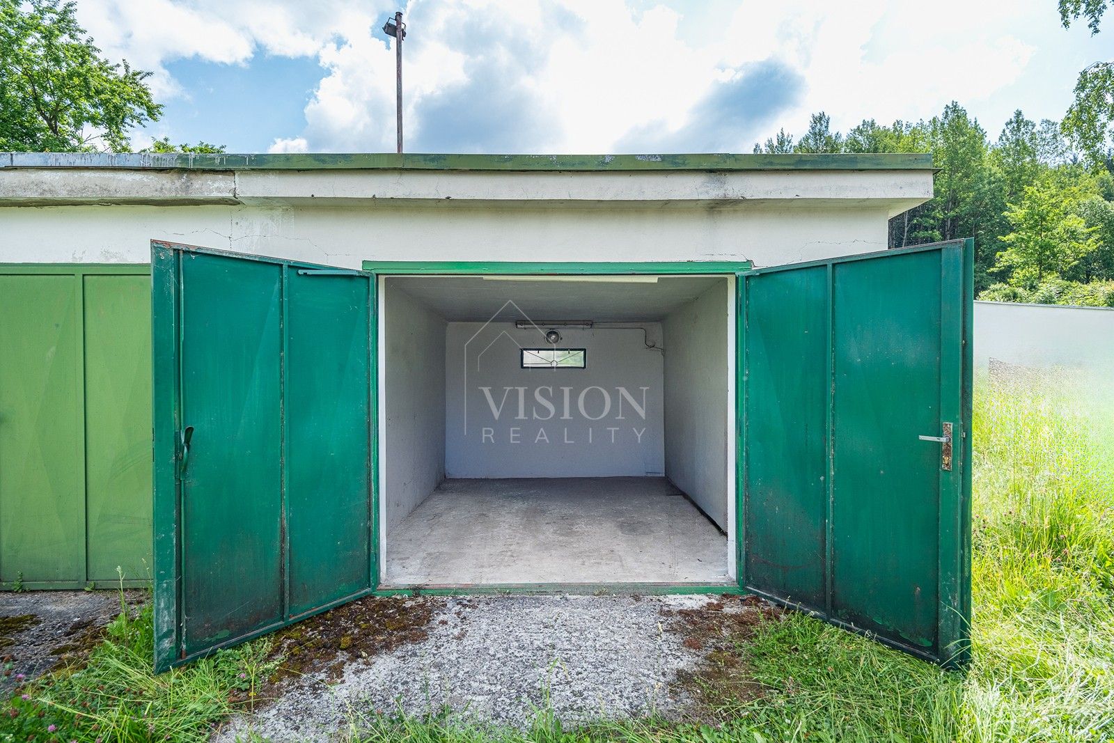 Prodej garáž - Loučovice, 20 m²